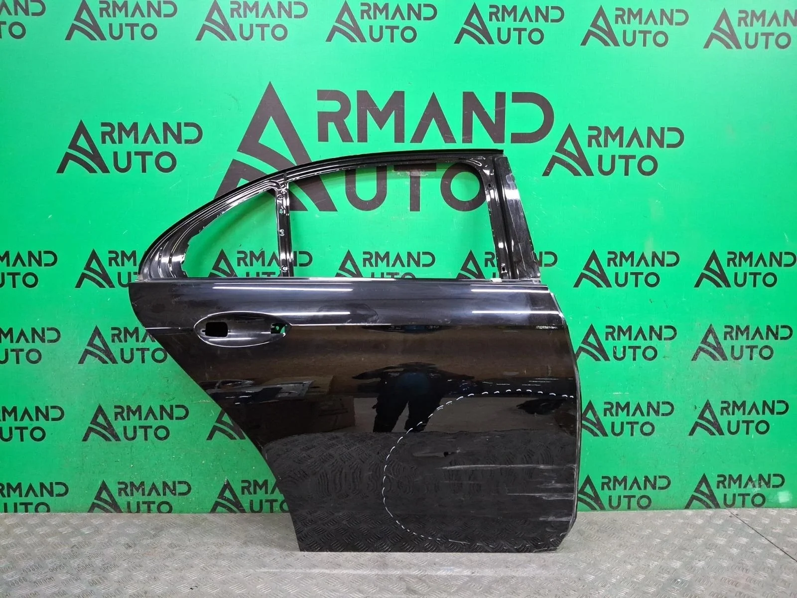 Дверь Mercedes E-Class 2016-2023 A2137300205 W213, задняя правая