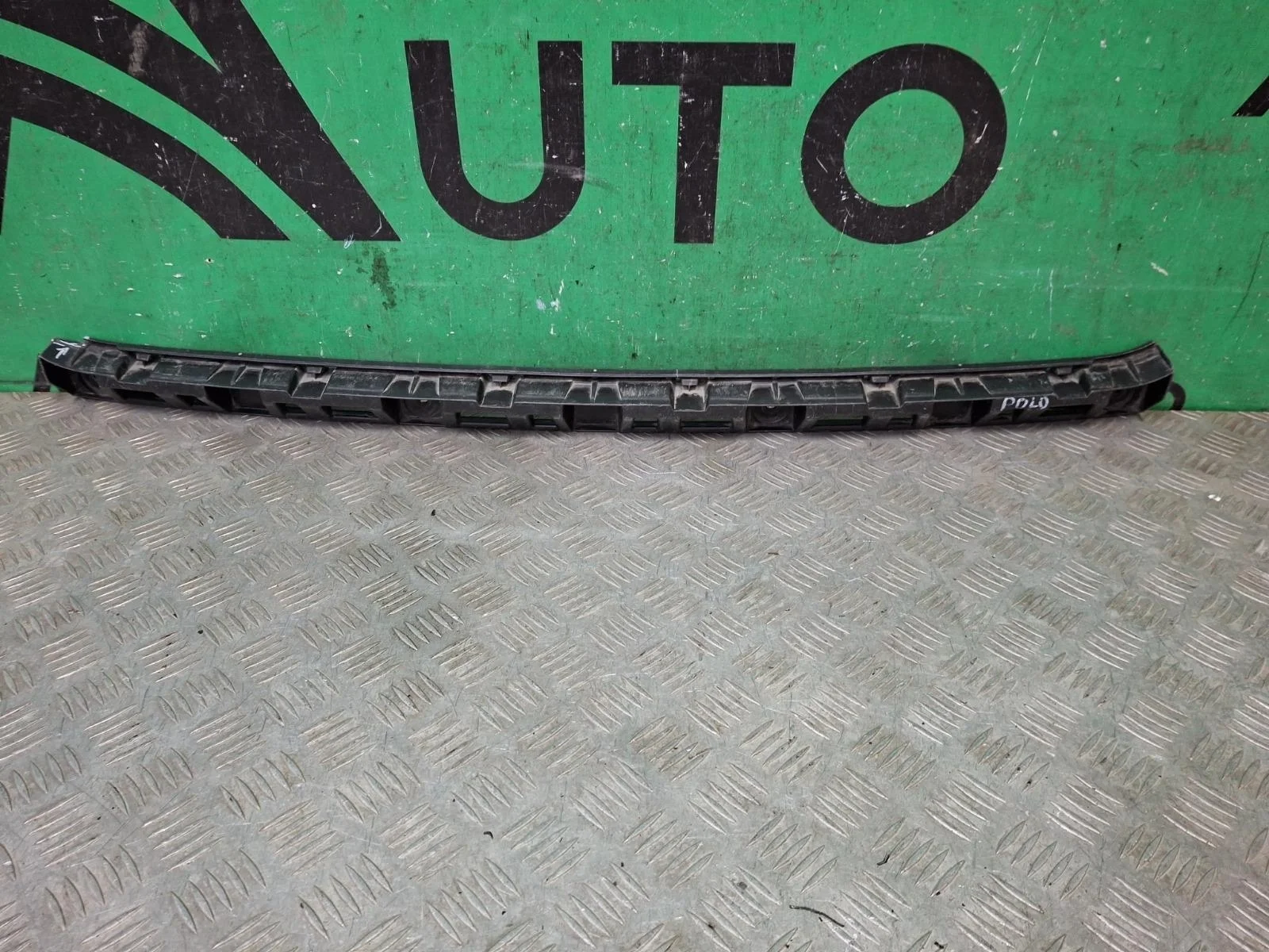Кронштейн бампера Volkswagen Polo 2009-2020 6RU807863 5, задний