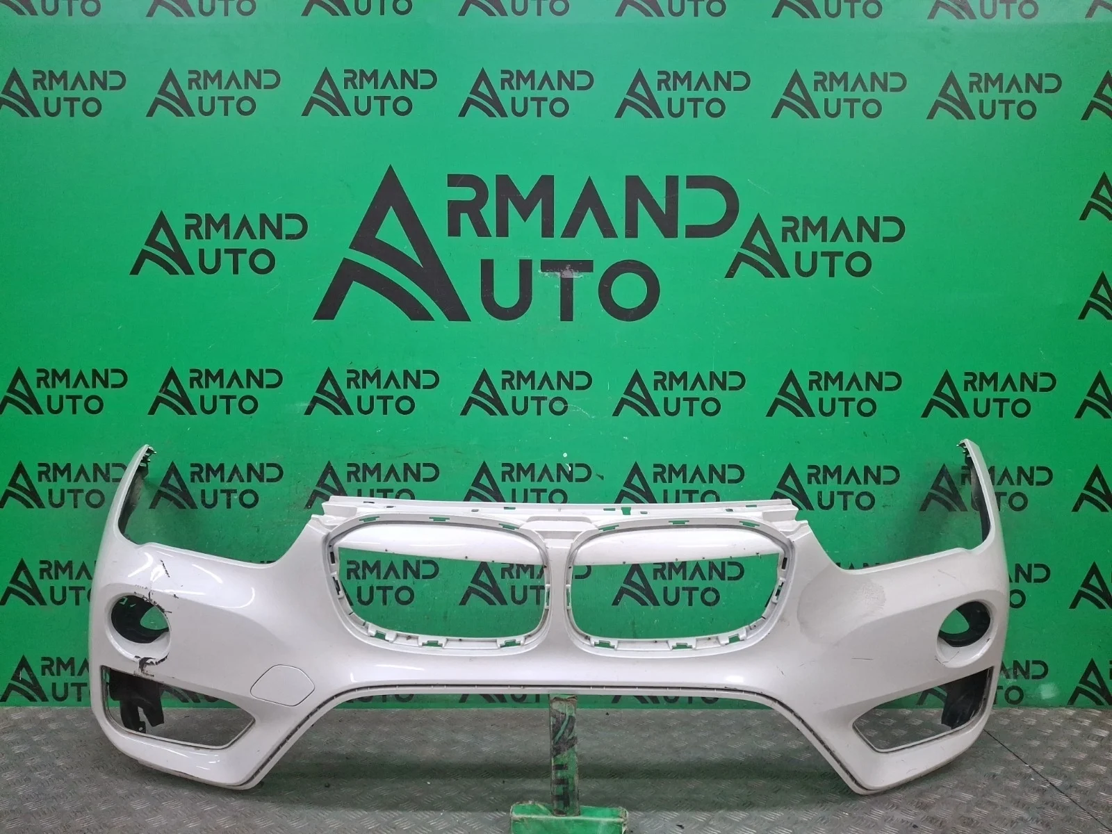 Бампер BMW X1 2015-2019 51117453562 F48, передний