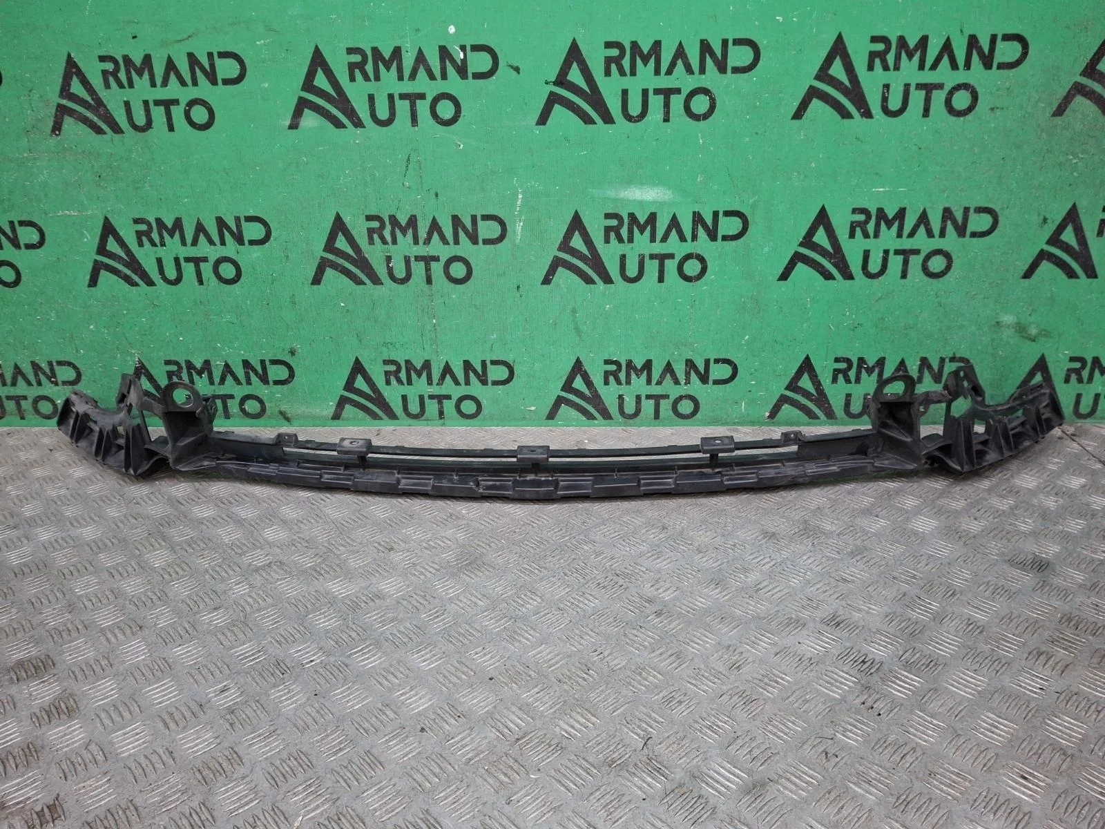 Кронштейн бампера Mercedes E-Class 2016-2020 A2138852500 W213, передний