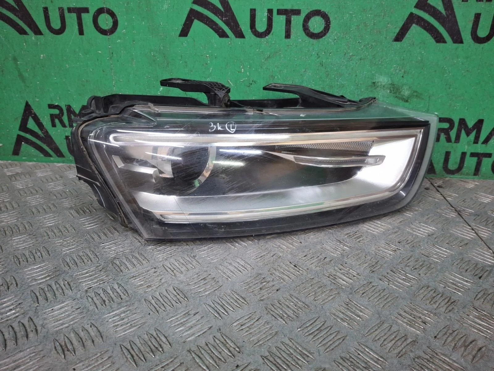 Фара Audi Q3 2011-2014 8U0941044 1 8U, правая