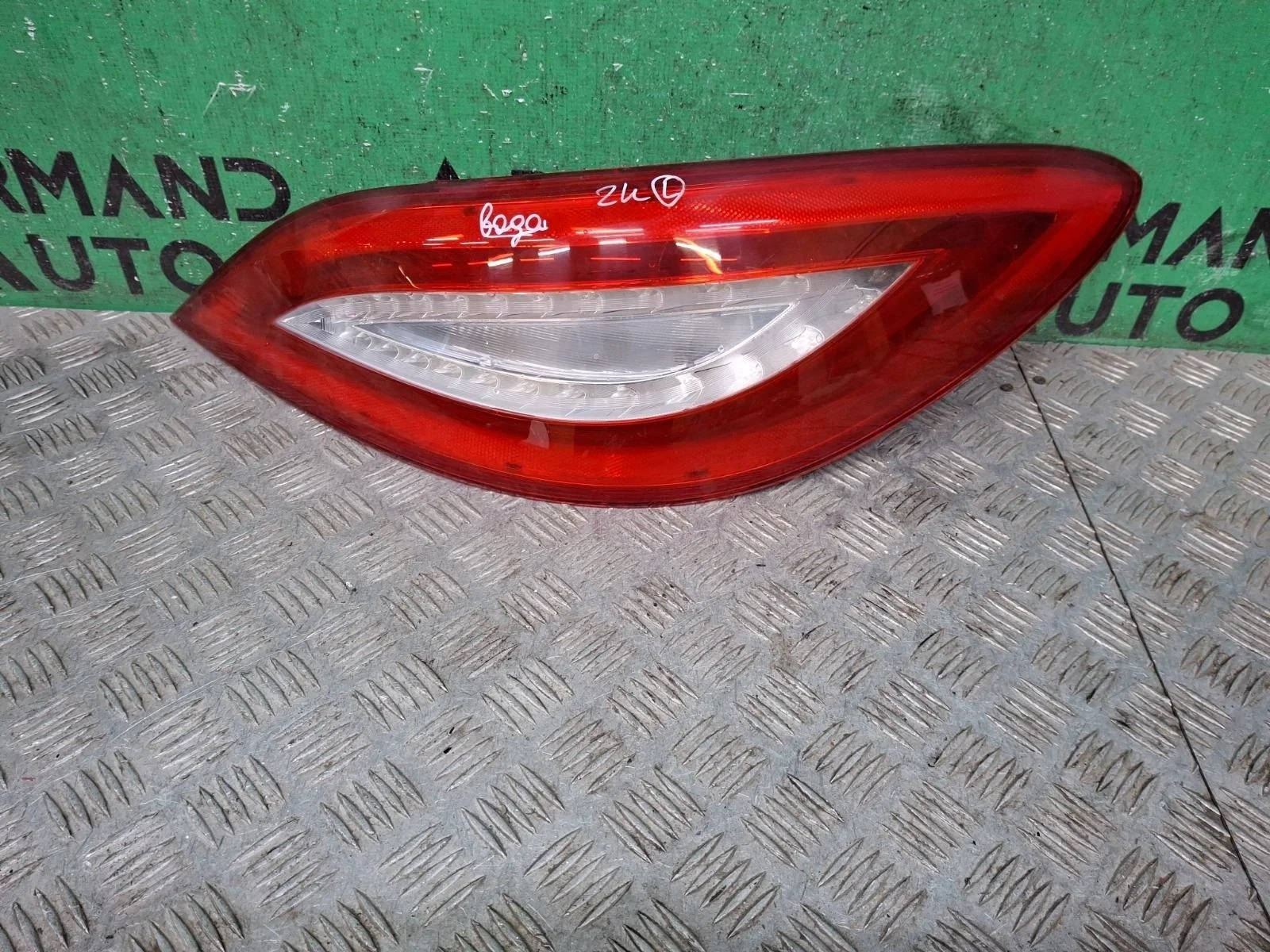 Фонарь Mercedes CLS-Class 2010-2014 A2189060258 C218, правый