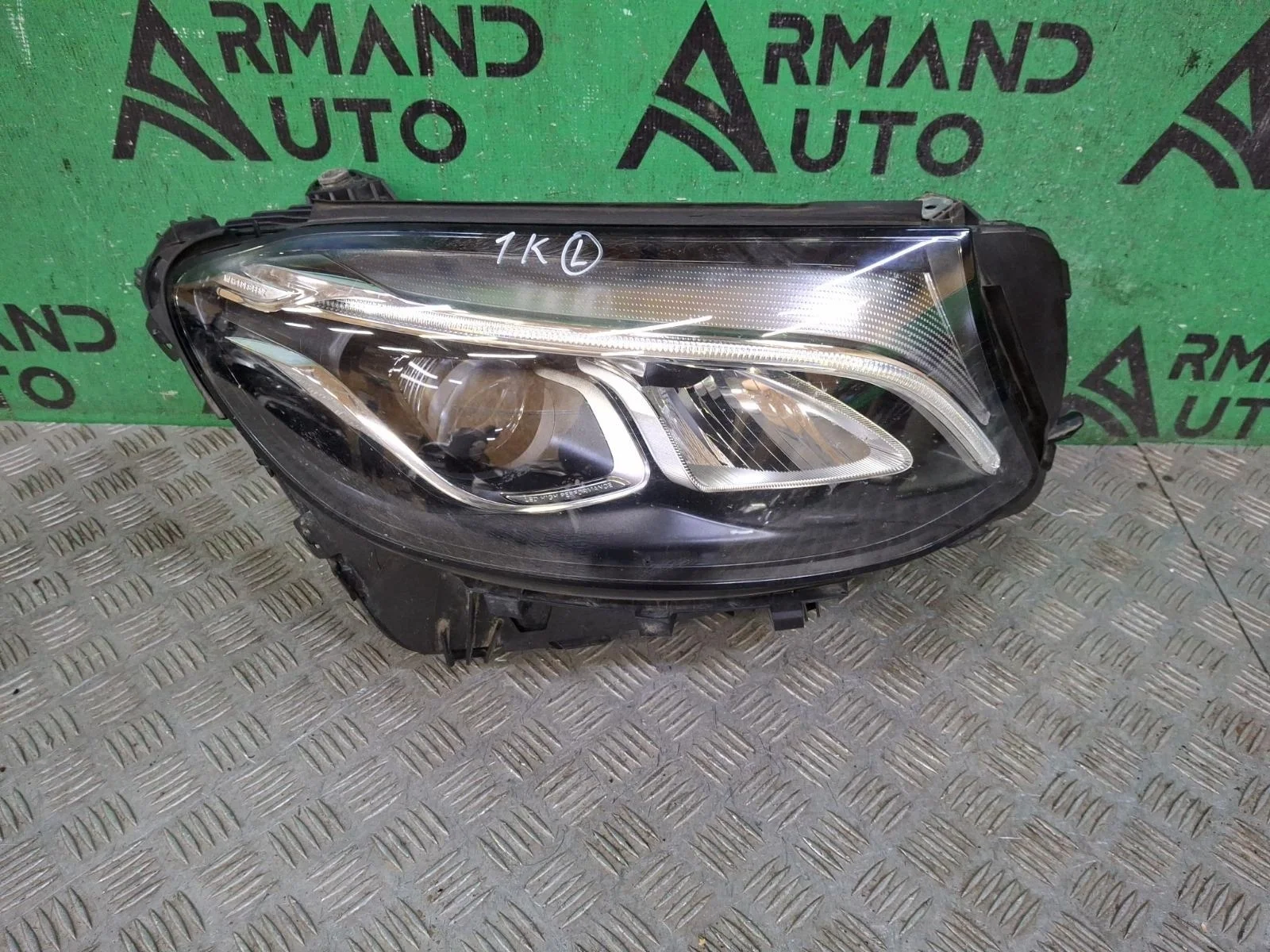 Фара Mercedes GLC-Class 2015-2019 A2539061001 X253, правая