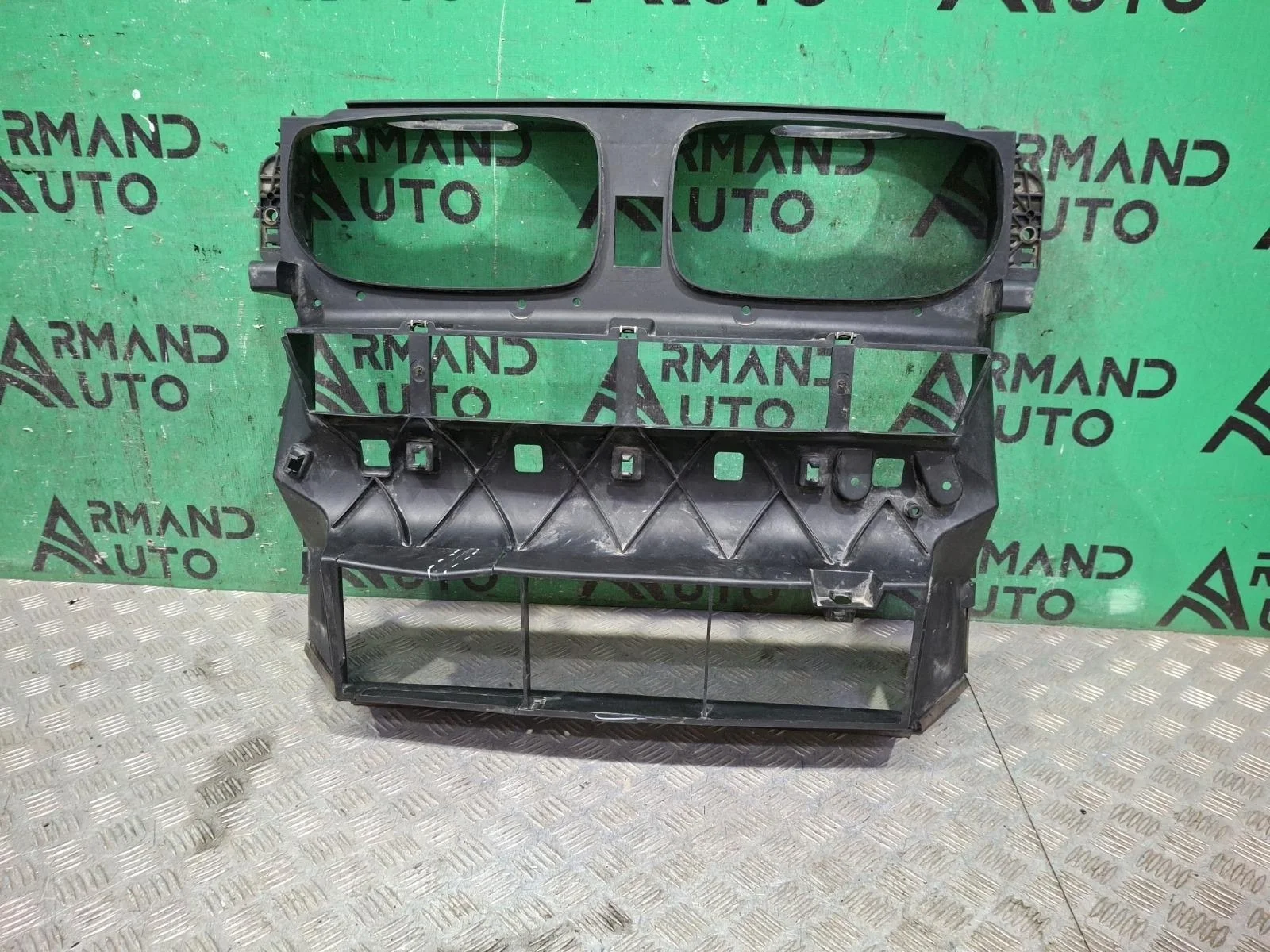 Воздуховод радиатора BMW X5 2010-2013 51647222952 E70