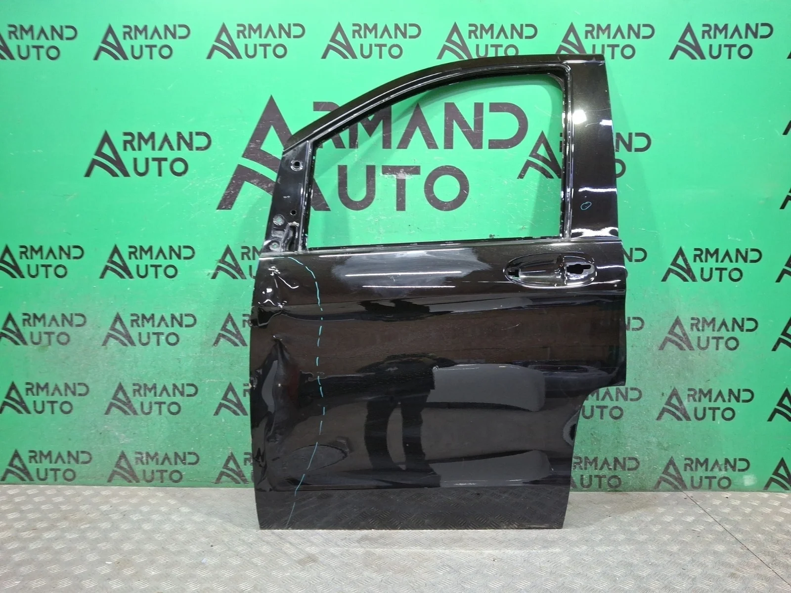 Дверь Mercedes V-Class 2014-нв A4477206600 W447, передняя левая