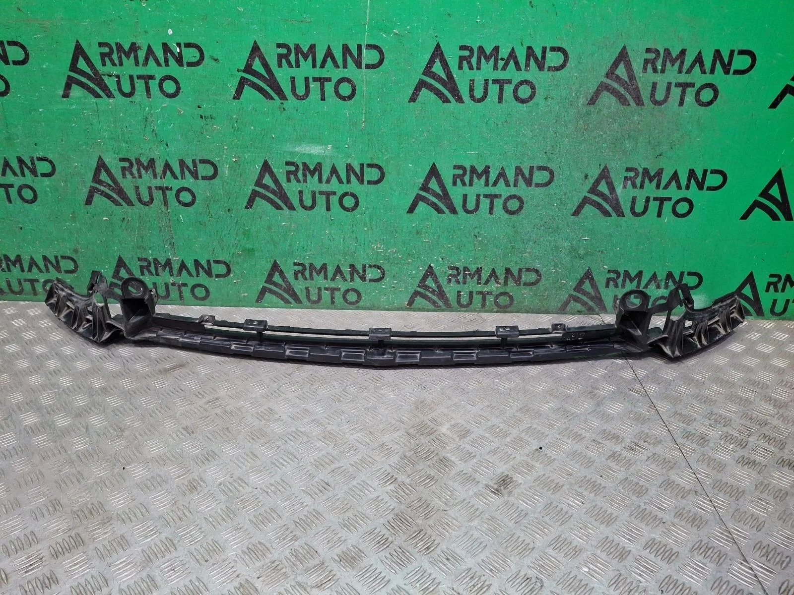 Кронштейн бампера Mercedes E-Class 2016-2020 A2138852500 W213, передний
