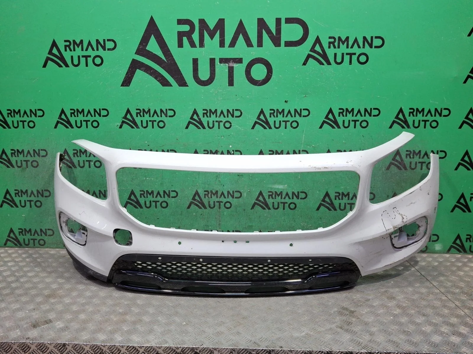 Бампер Mercedes GLB-Class 2019-нв A24788065069999 X247, передний