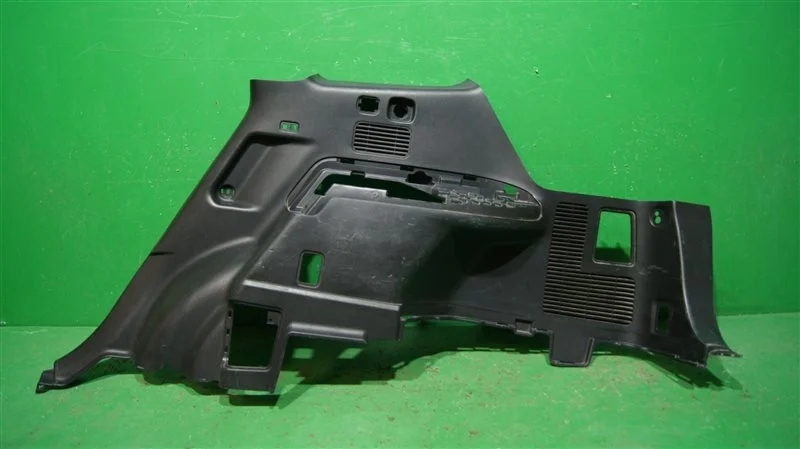 Обшивка багажника TOYOTA HIGHLANDER 2007-2010 6473048080C0 2 U40, правая