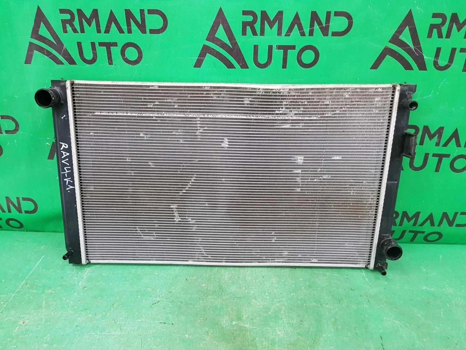 Радиатор двигателя (двс) TOYOTA RAV4 2015-2019 1640036080 4 CA40