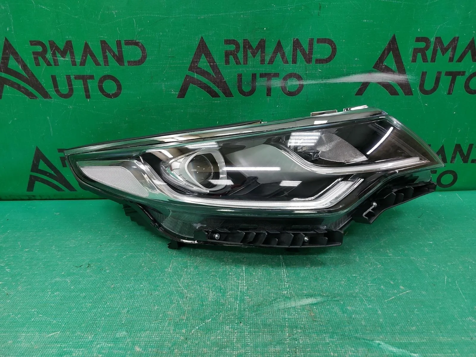 Фара Kia Optima 2018-2020 92102D4520 4 JF, правая