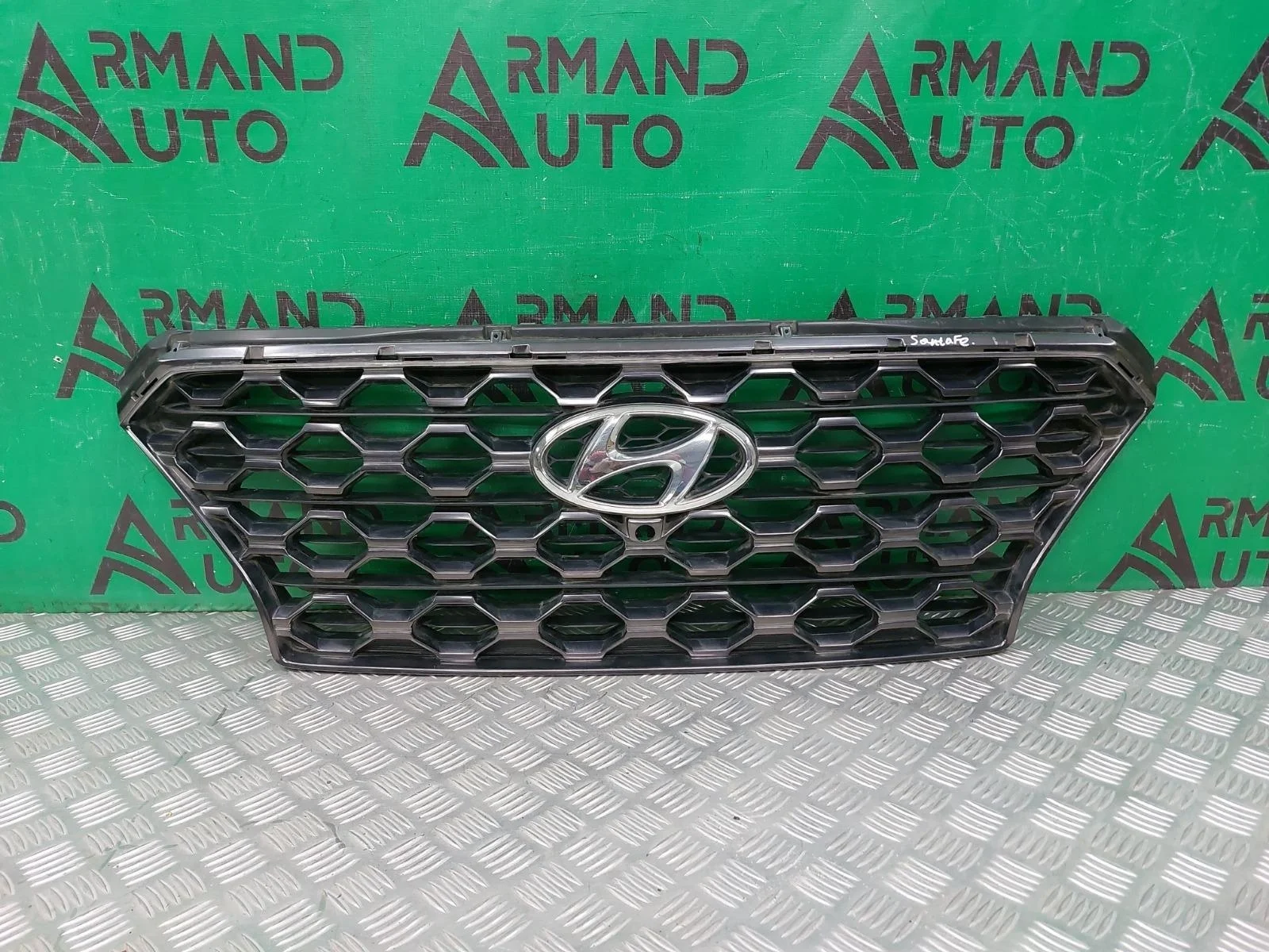 Решетка радиатора HYUNDAI SANTA FE 2018-2021 86350S1100 4 TM