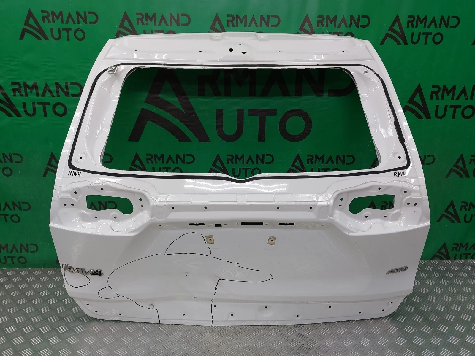 Дверь багажника TOYOTA RAV4 2018-нв 670050R370 5 XA50