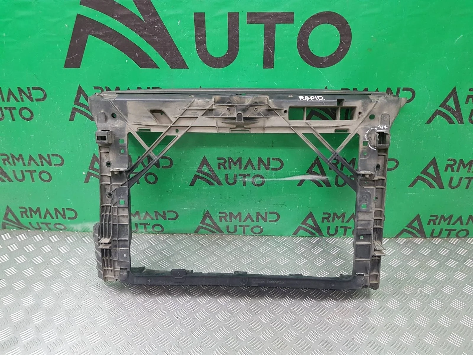 Панель передняя (суппорт радиатора) SKODA RAPID 2014-2020 60U805588C 1
