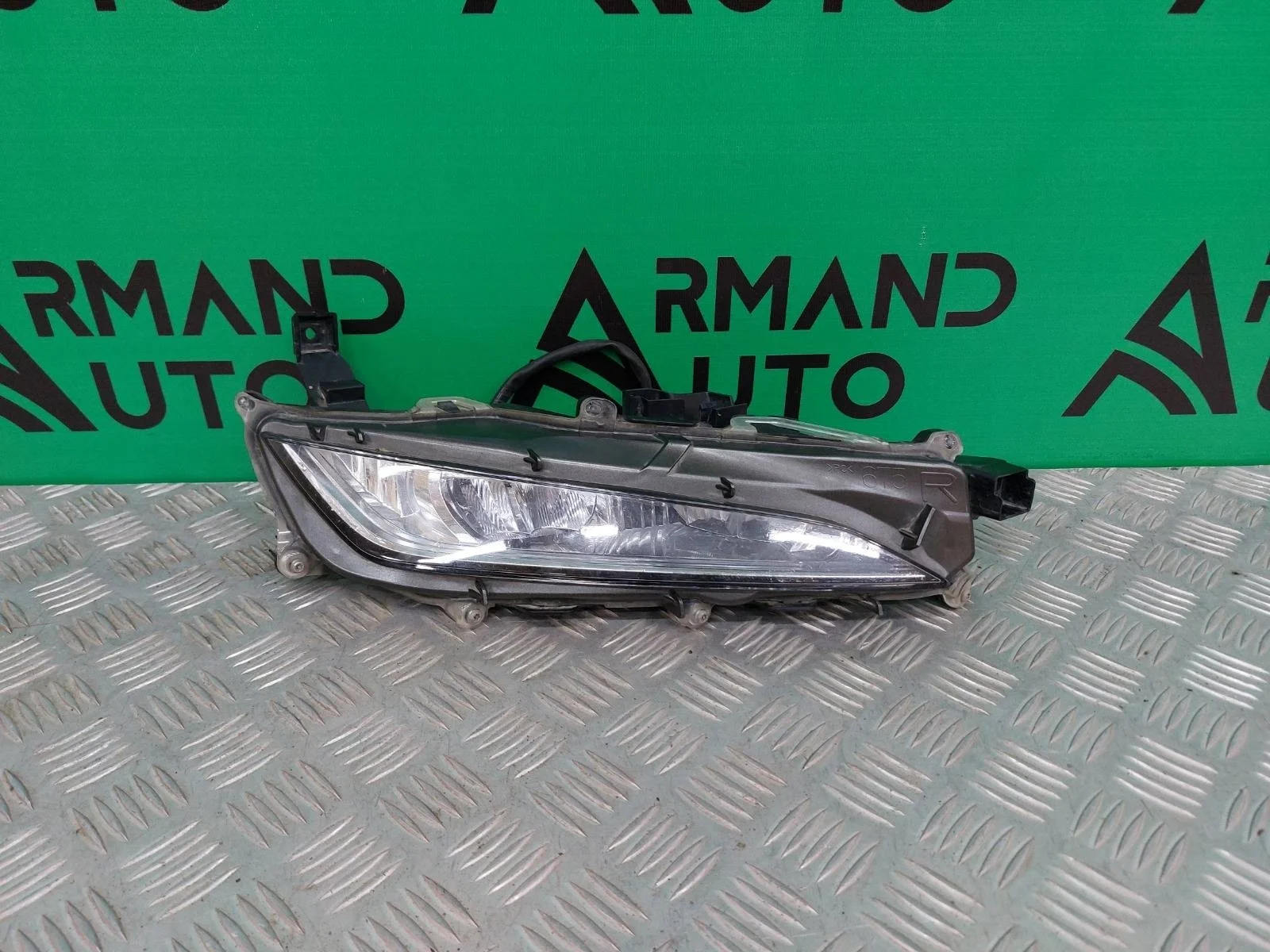 ПТФ Lexus RX 2019-2022 8121048060 4 AL20, правый