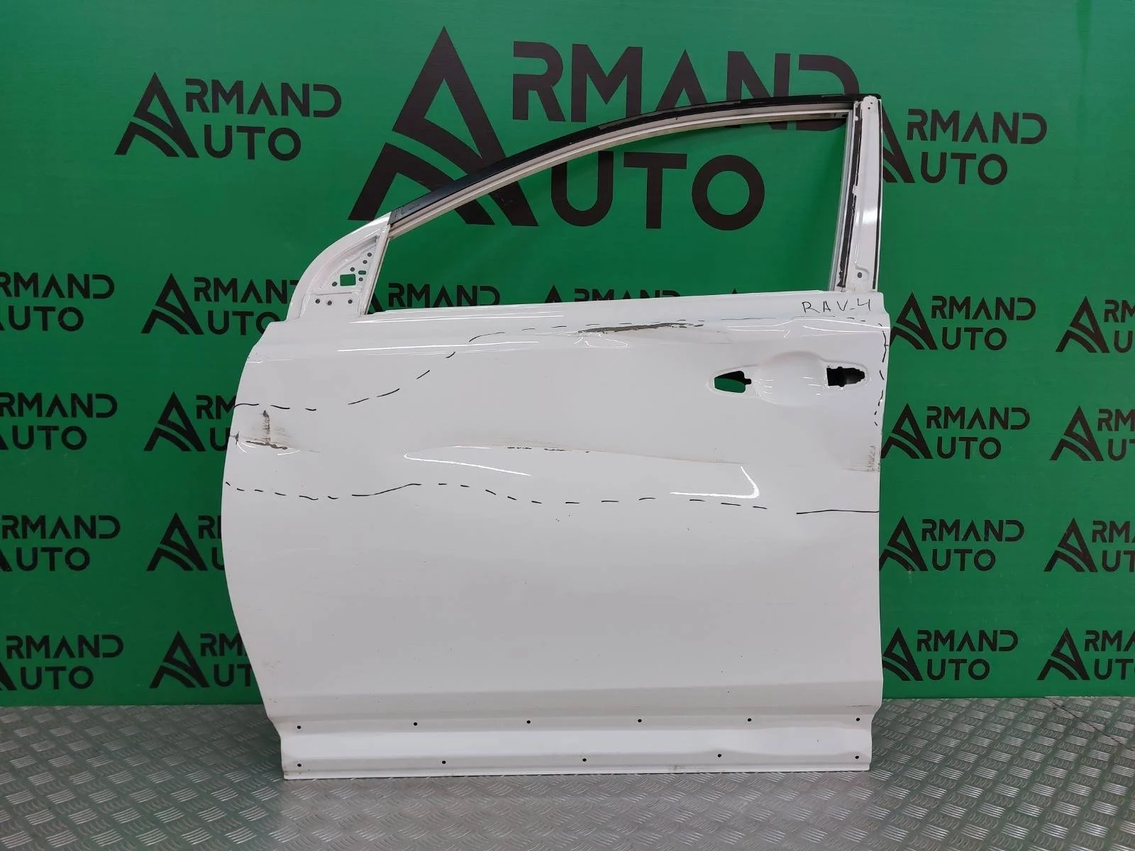 Дверь Toyota RAV4 2012-2019 670020R100 4 CA40, передняя левая