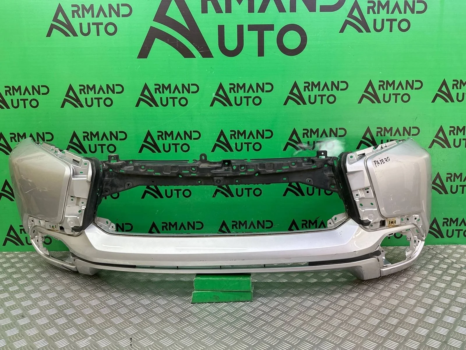 Бампер Mitsubishi Pajero Sport 2015-2021 6400G851 3, передний