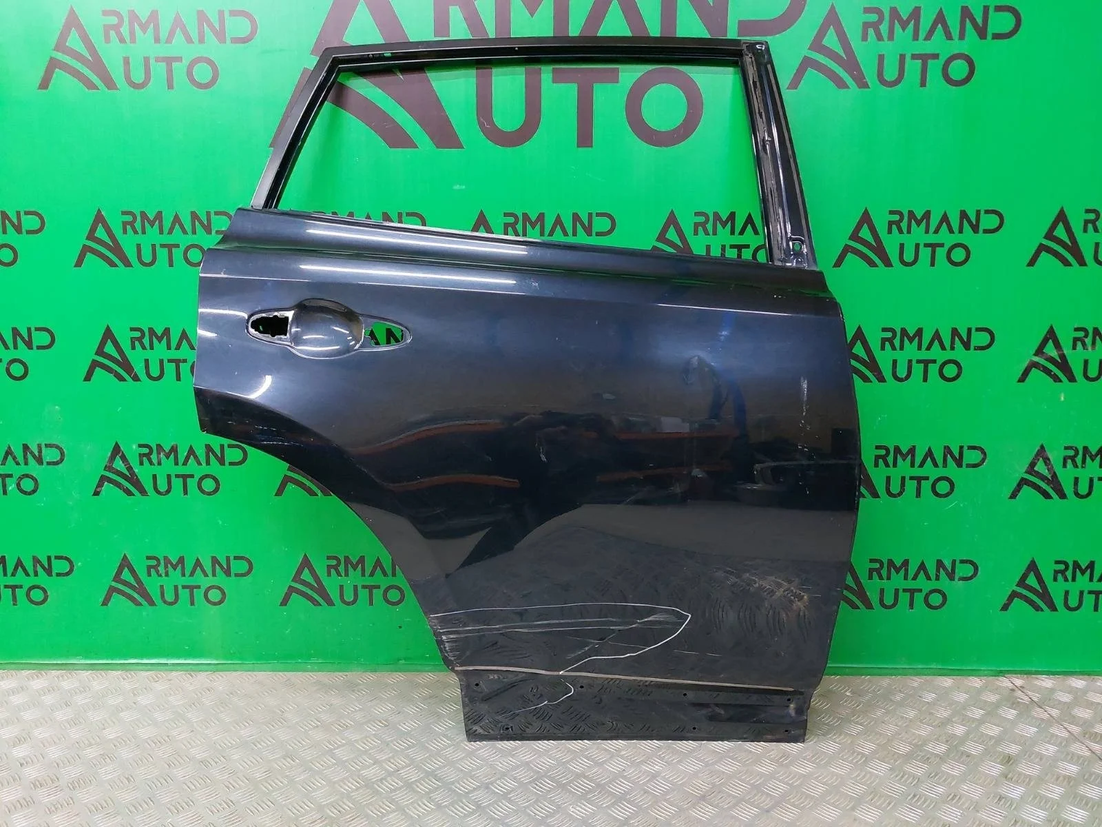 Дверь Toyota RAV4 2012-2019 670030R110 4 CA40, задняя правая