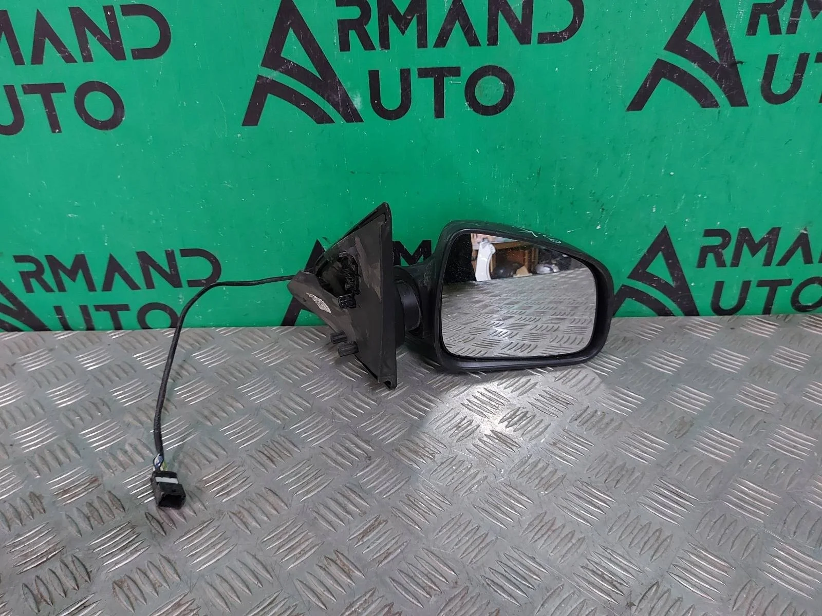 Зеркало Renault Logan 2012-2022 963019406R 2, правое