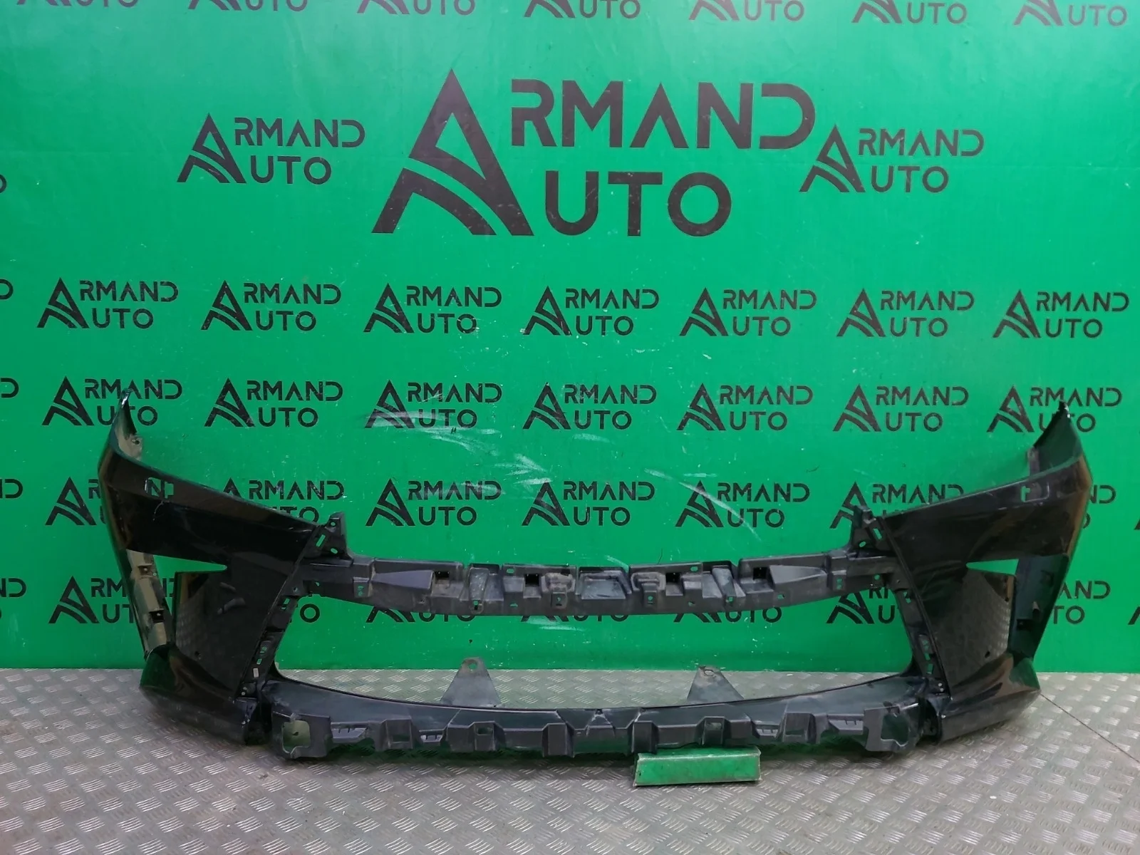 Бампер Lexus LX 2015-2023 521196B973 3 URJ200, передний