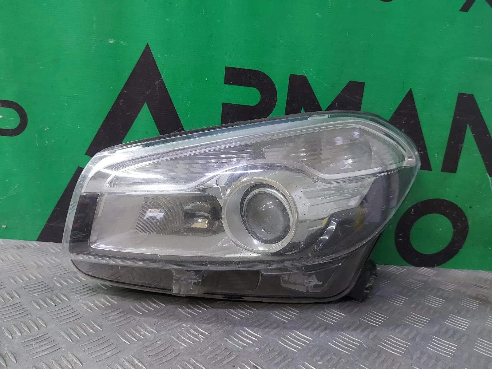 Фара Nissan Qashqai 2010-2013 26060BR60B 1 J10, левая