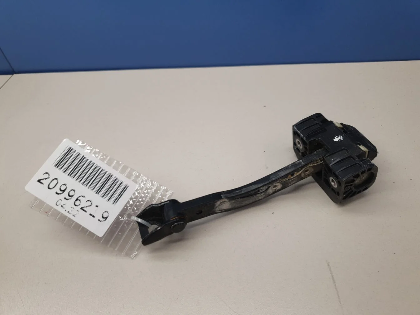 Ограничитель двери передней для BMW 5 F10 2009-2017