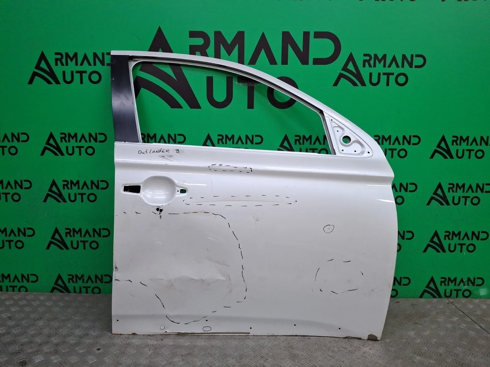 Дверь Mitsubishi Outlander 2015-2023 5700B844 3, передняя правая