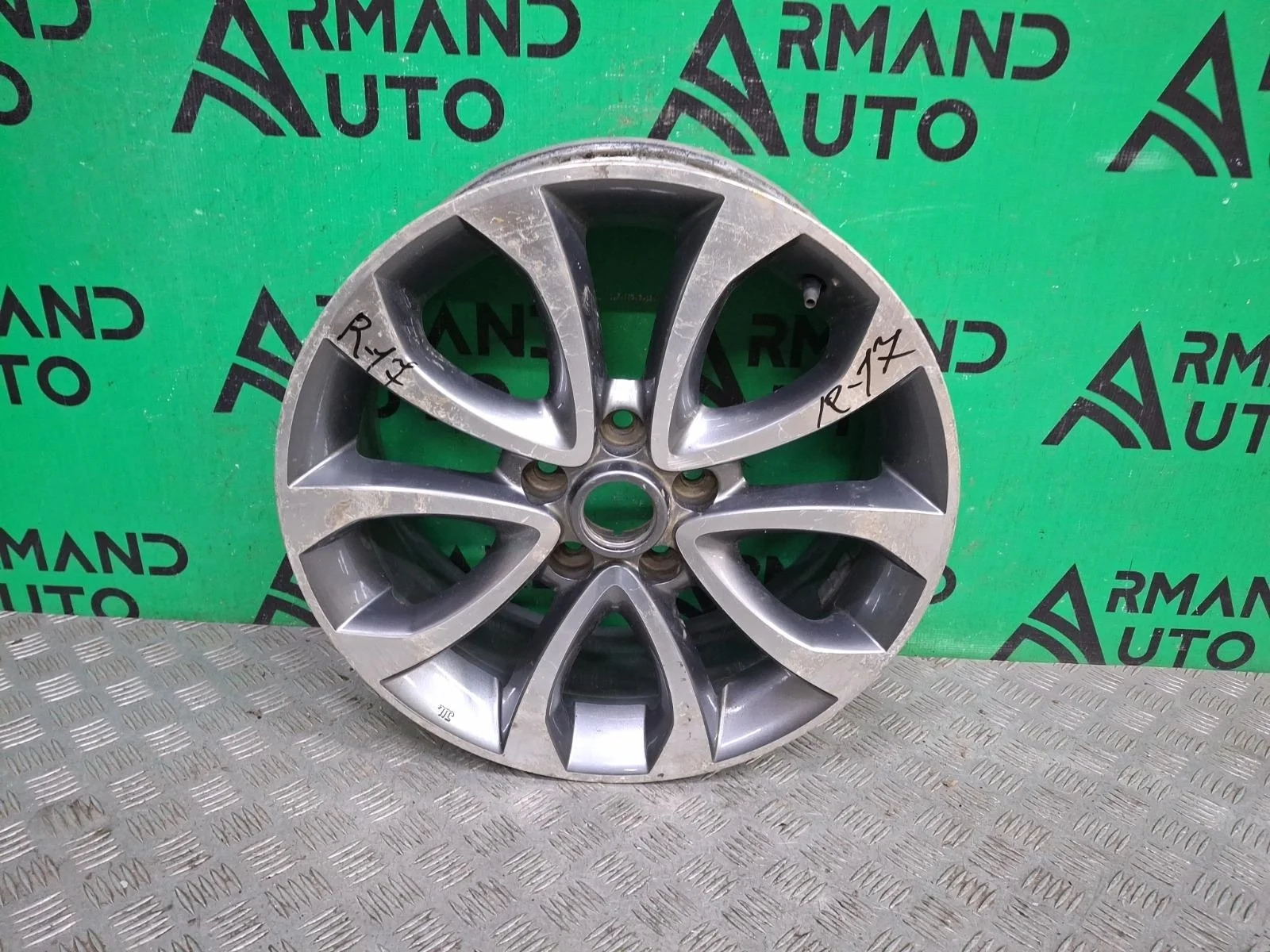 Диск колесный r17 Nissan Juke D03001KR7A 1 YF15