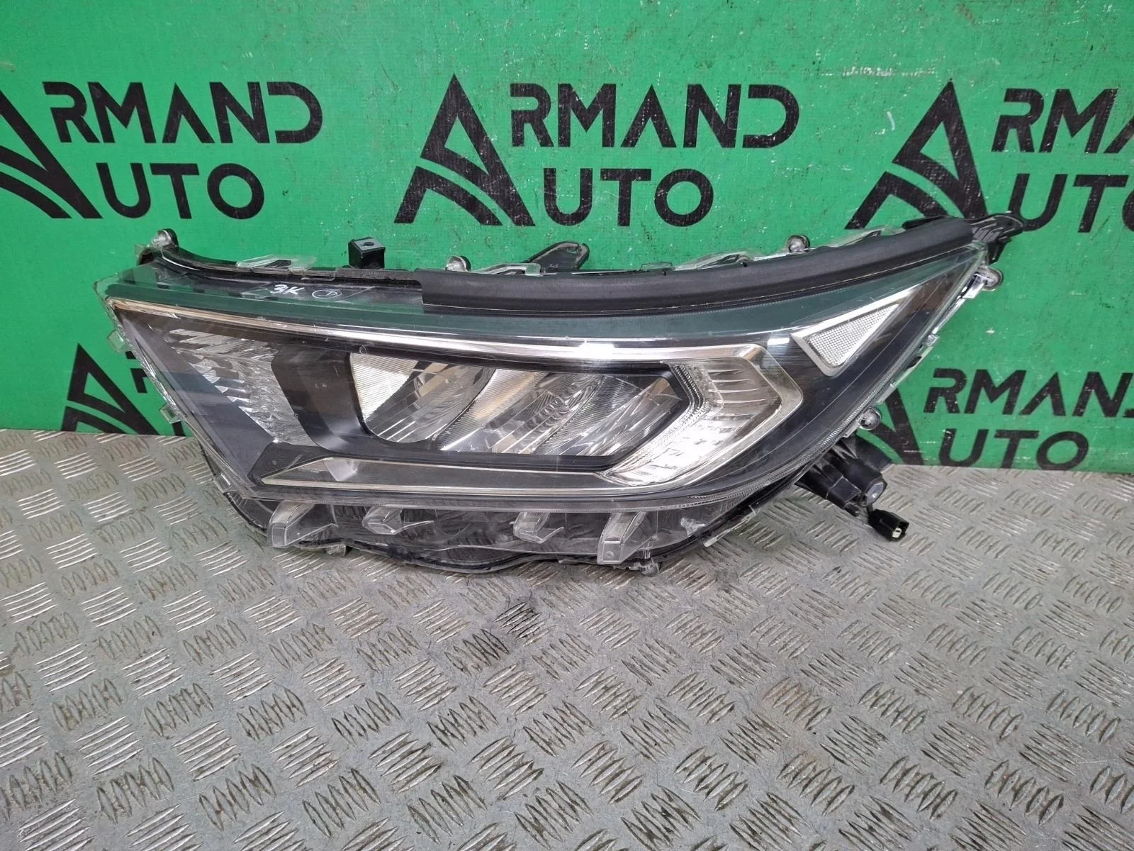 Фара Toyota RAV4 2018-нв 8118542840 5 XA50, левая