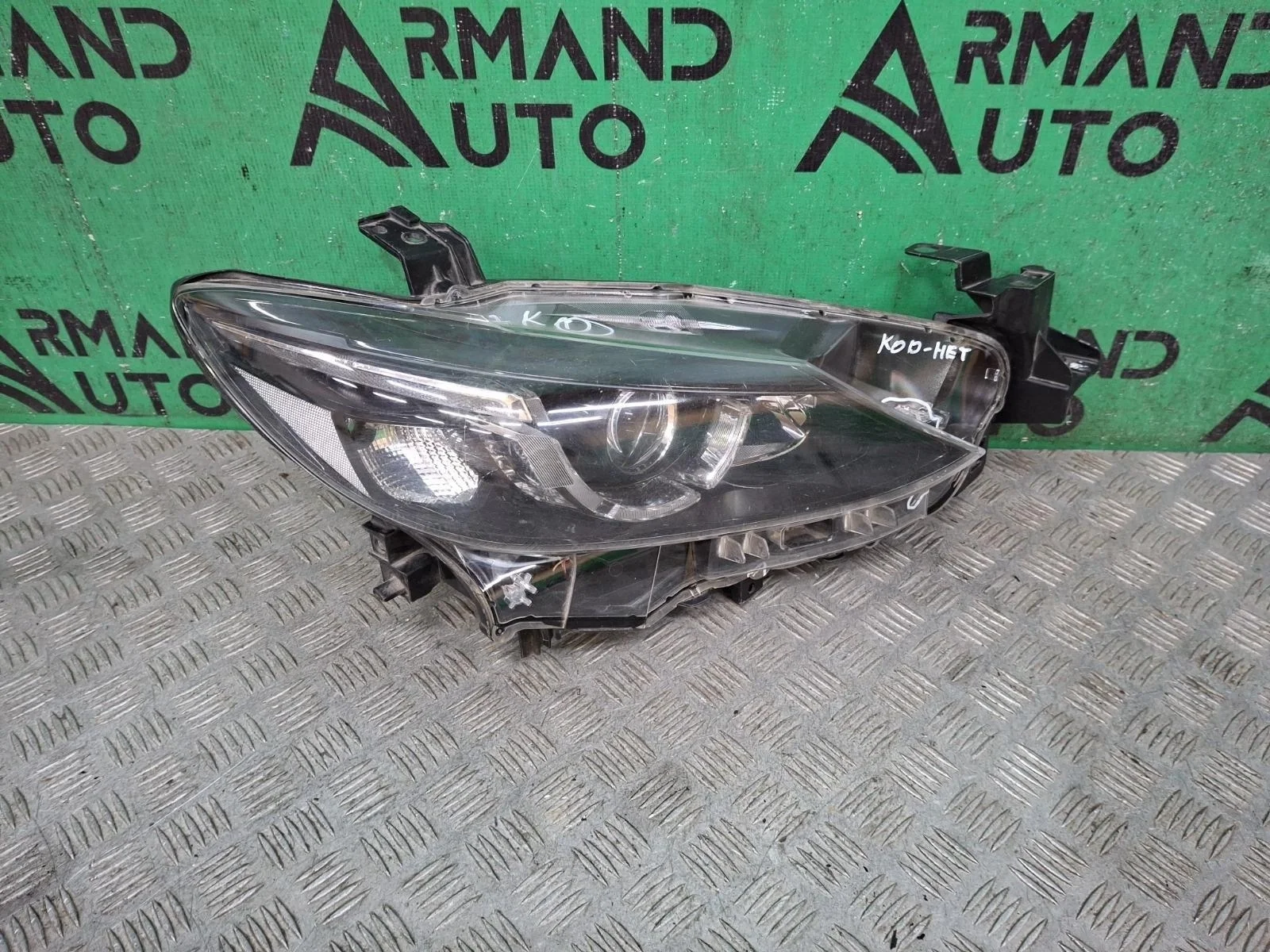 Фара Mazda 6 2015-2018 GMG951031E 3 GJ, правая