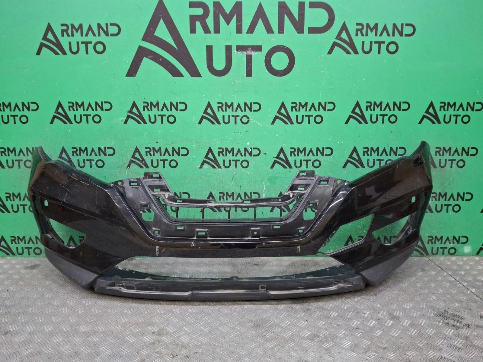 Бампер Nissan X-Trail 2017-2022 62022HZ40H 3 T32, передний