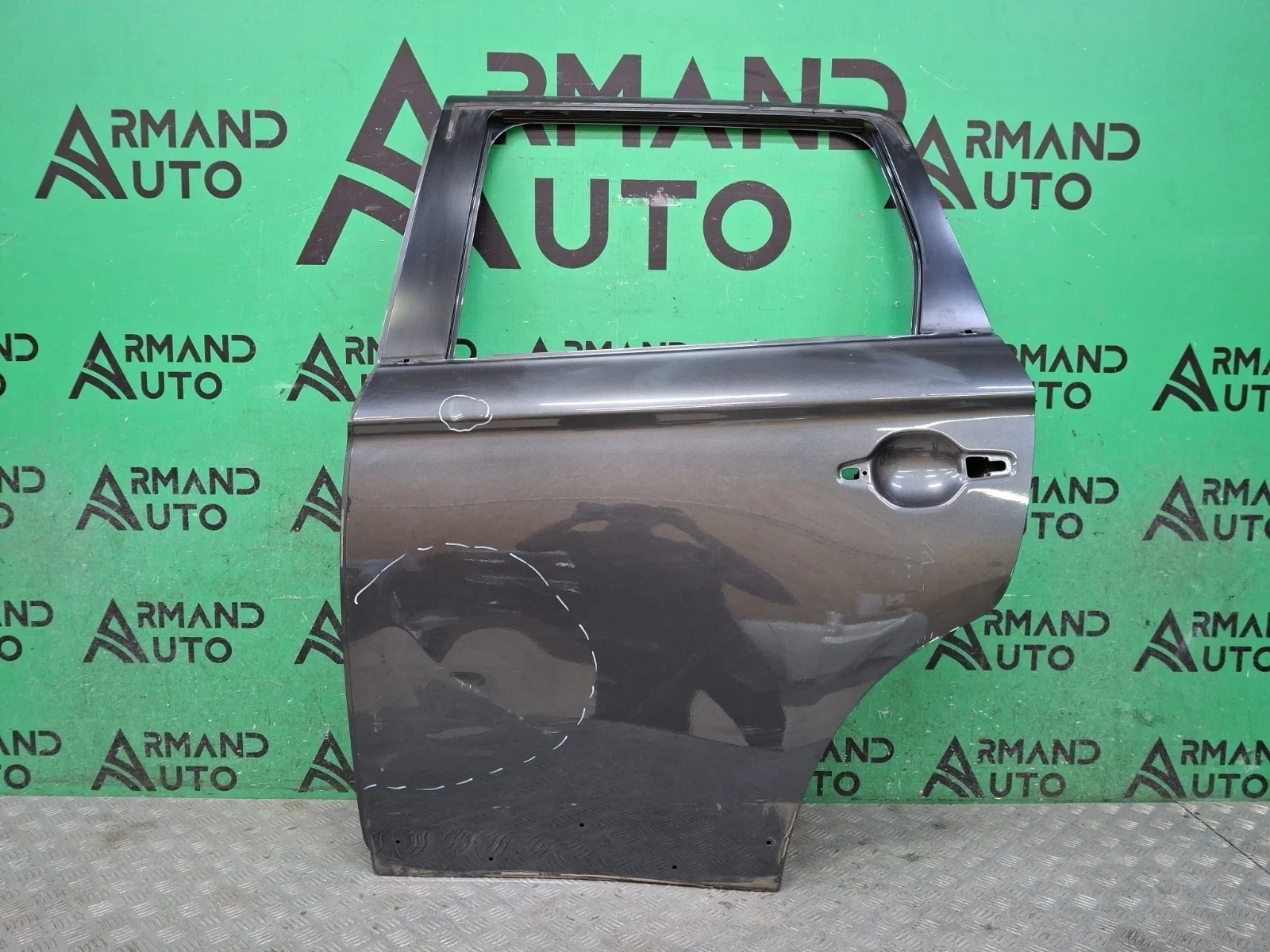 Дверь Mitsubishi Outlander 2015-2023 5730B557 3, задняя левая