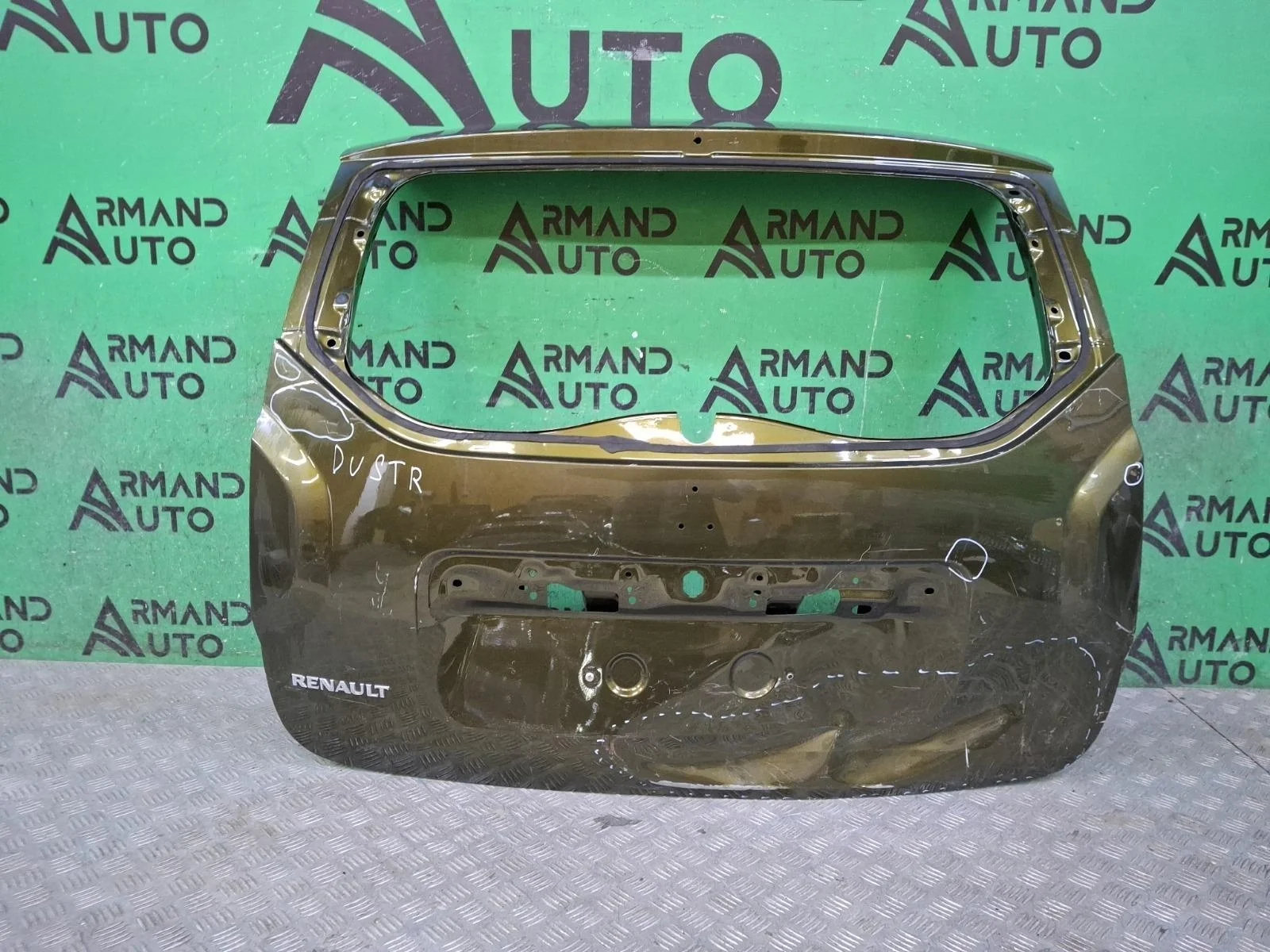 Дверь багажника Renault Duster 2010-2021 901005043R 1