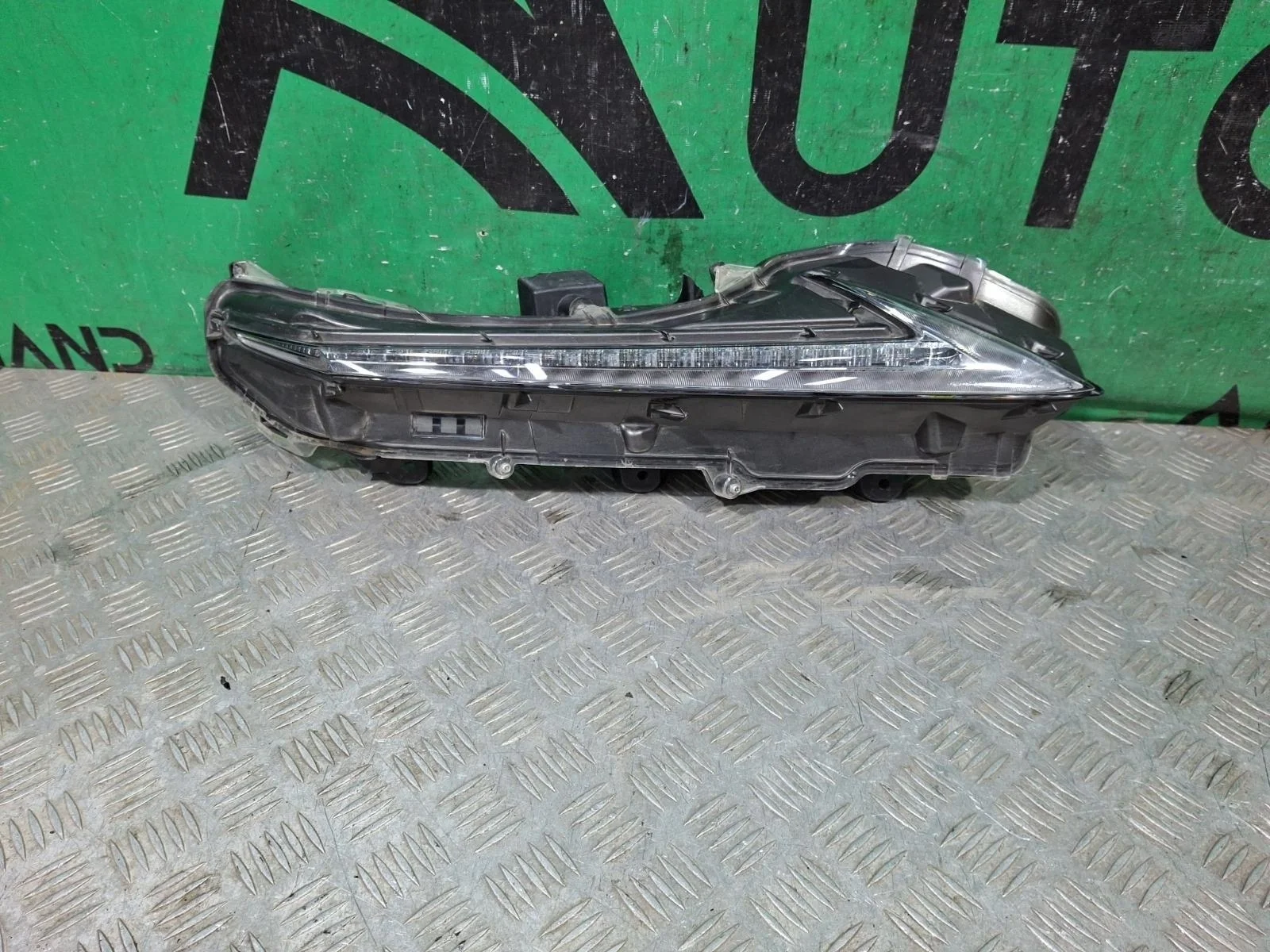Дхо Lexus NX 2014-2021 8161078090 1, правое