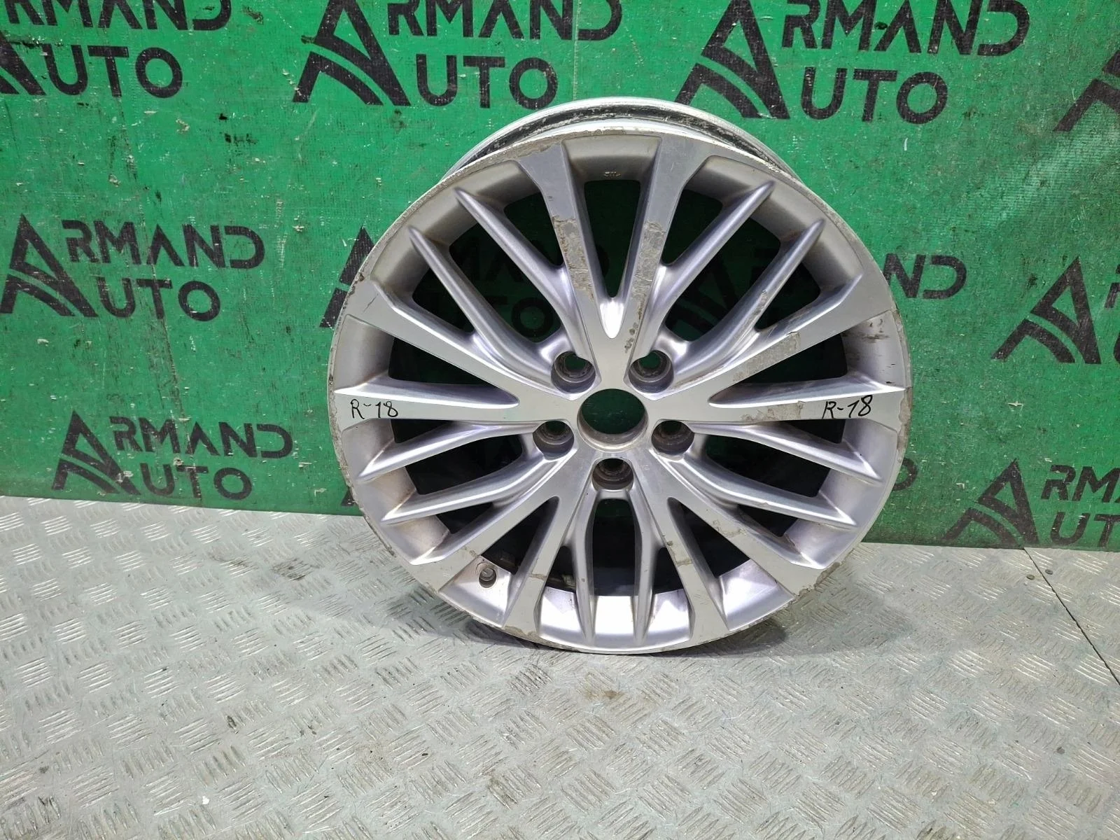 Диск колесный r18 Toyota Camry 4261106E50 8 XV70