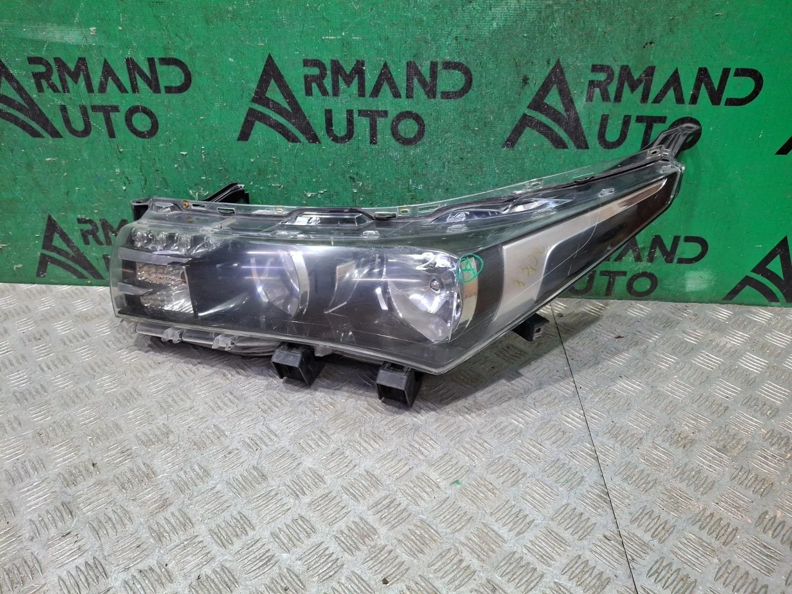 Фара Toyota Corolla 2012-2016 8117002E71 11 E170, левая