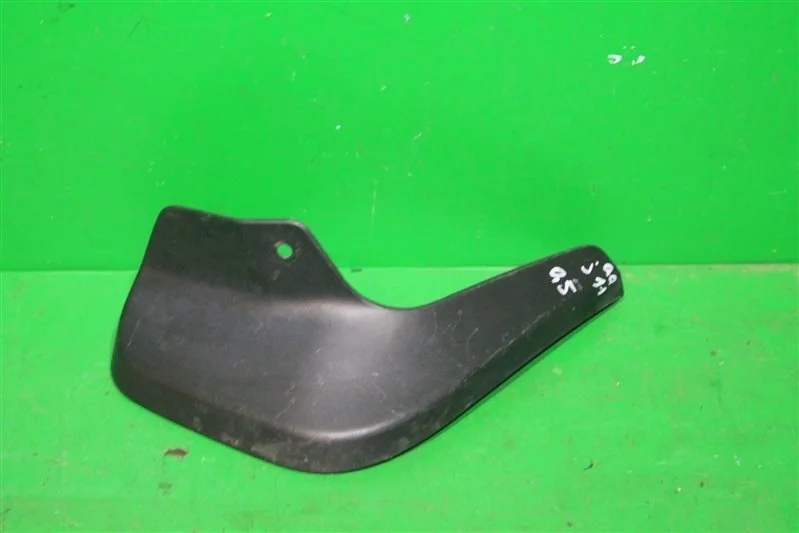 Брызговик NISSAN QASHQAI 2013-2022 78810BM90A 2 J11, задний правый