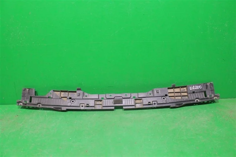 Кронштейн бампера TOYOTA LAND CRUISER 2015-2021 5261560081 200, задний