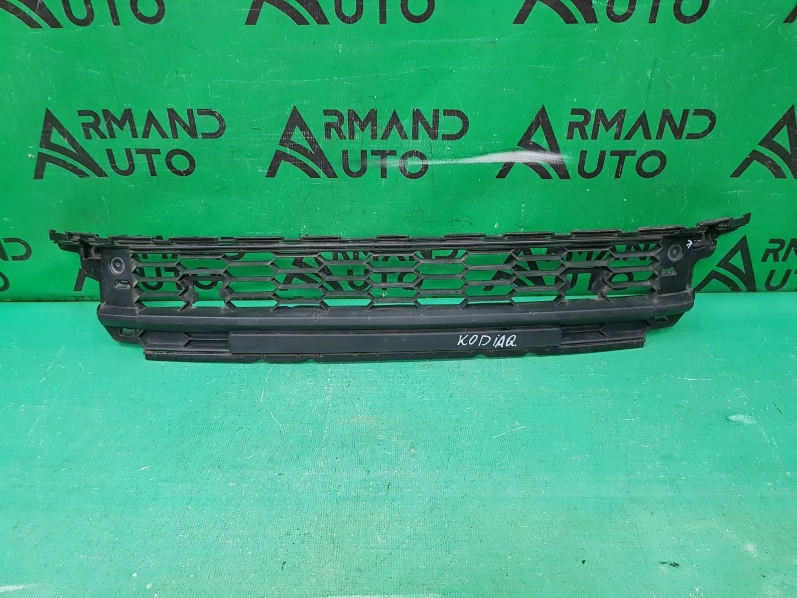 Решетка бампера SKODA KODIAQ 2016-2022 565853677E9B9 1, передняя