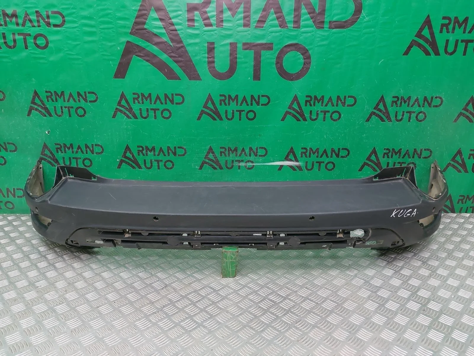 Бампер FORD KUGA 2012-2019 1837225 2 CBS, задний