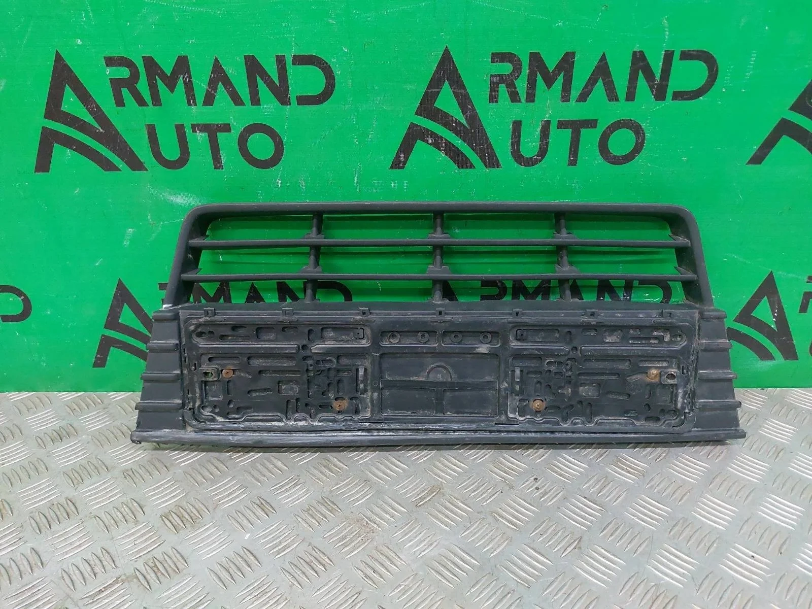 Решетка бампера FORD Focus 2011-2015 1718734 3, передняя