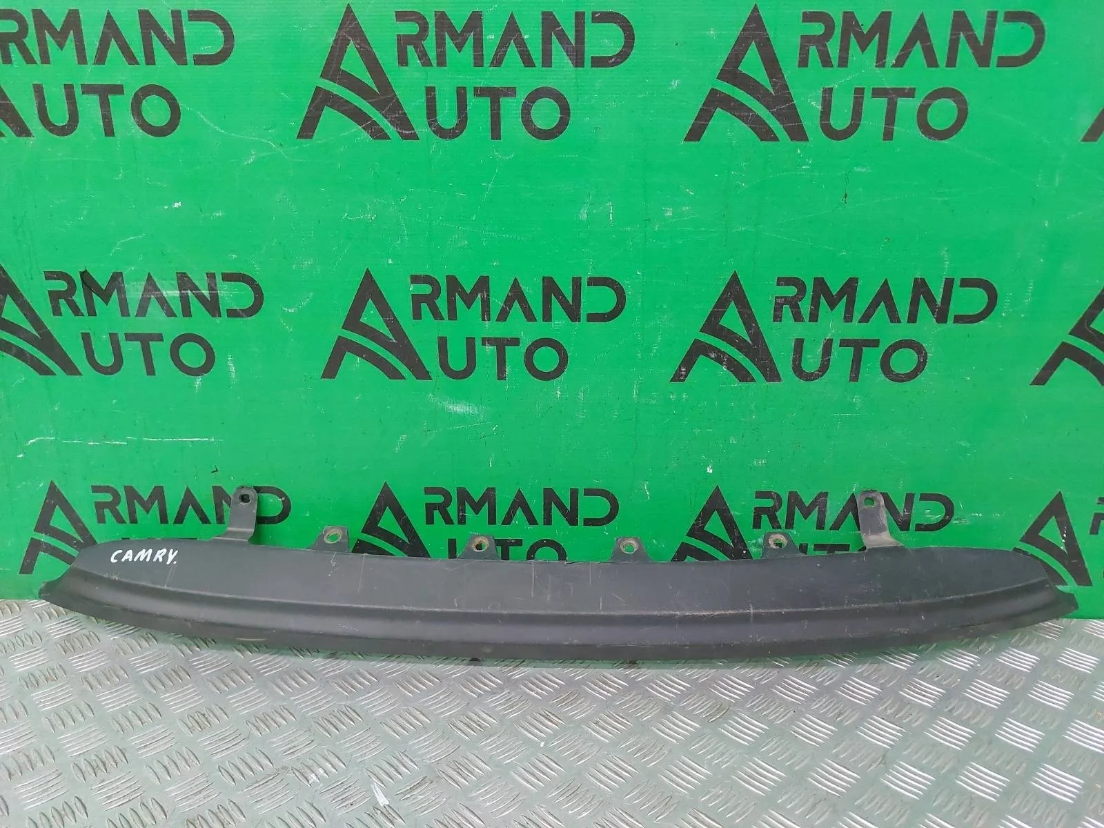 Накладка бампера Toyota Camry 2014-2017 5216933020 7 XV50, задняя