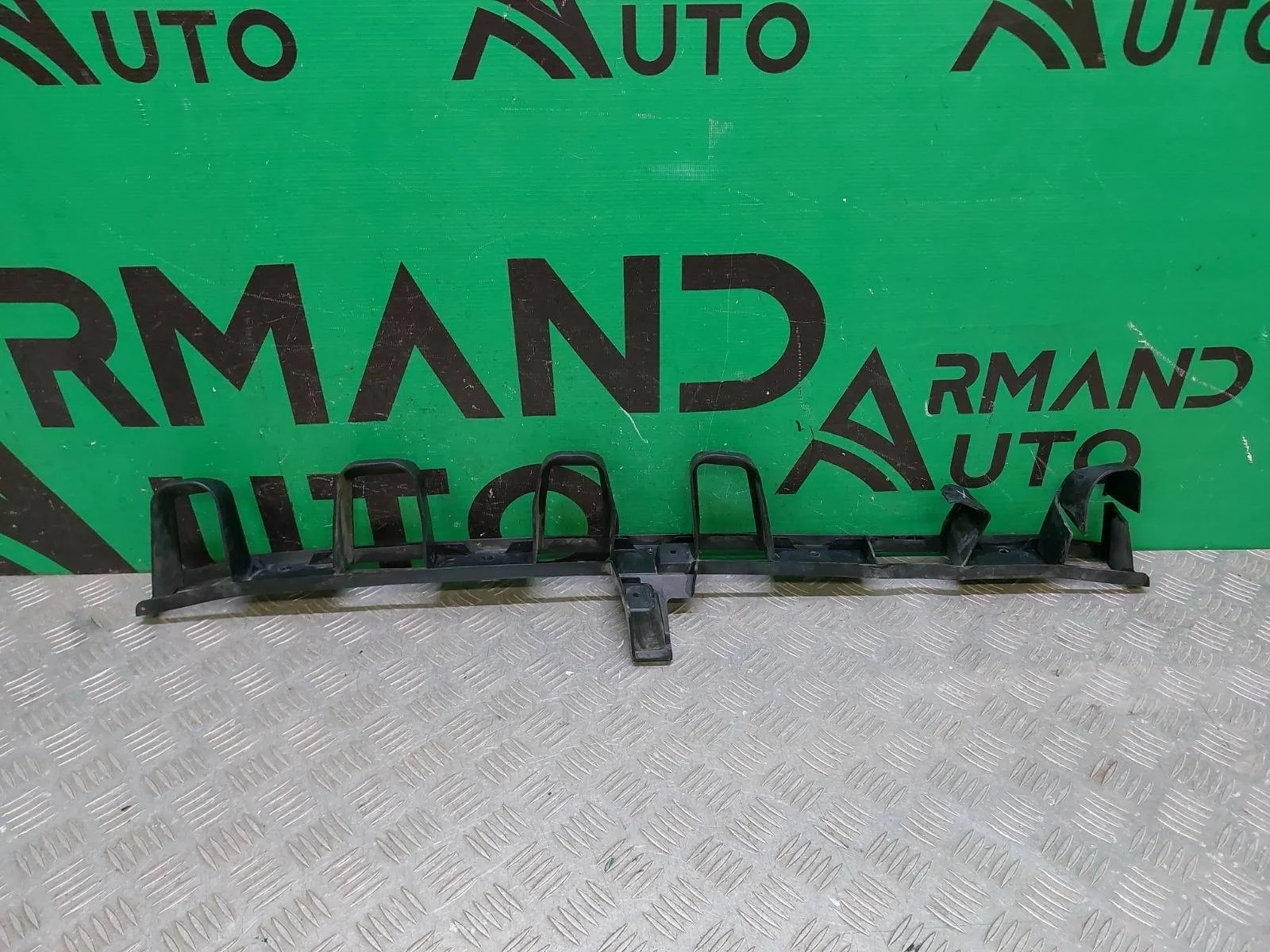 Абсорбер бампера Ford Focus 2011-2019 1748862 3, задний