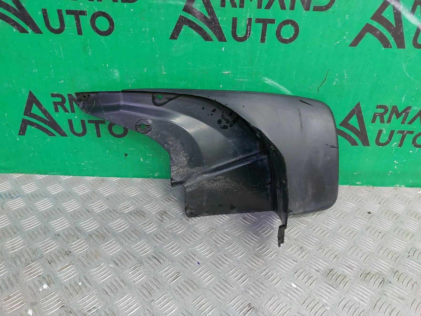 Брызговик Toyota Land Cruiser Prado 2009-2024 7662560330 150, задний правый