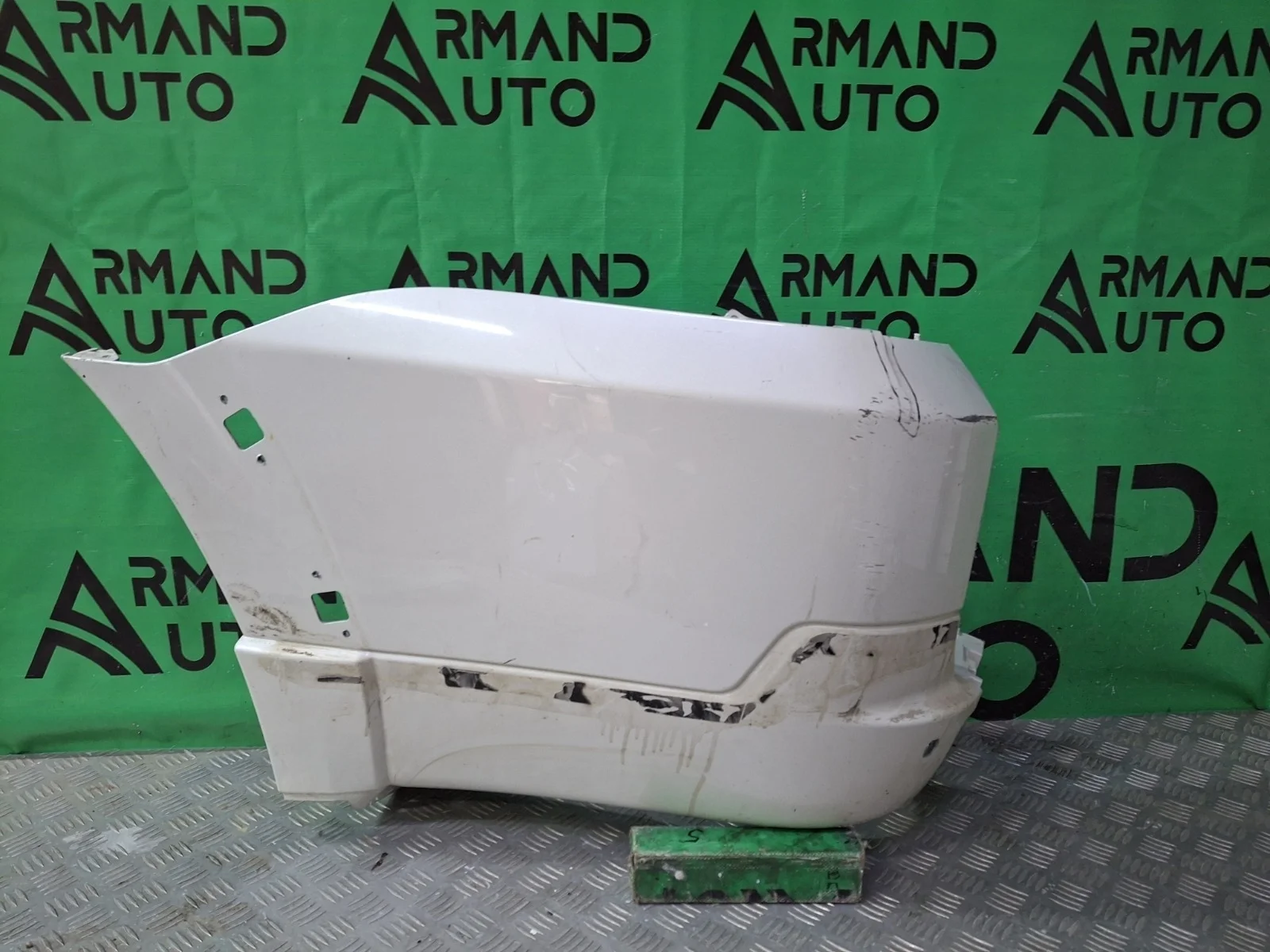 Бампер Mitsubishi Pajero 2006-2022 6410B017WB 4, задний левый