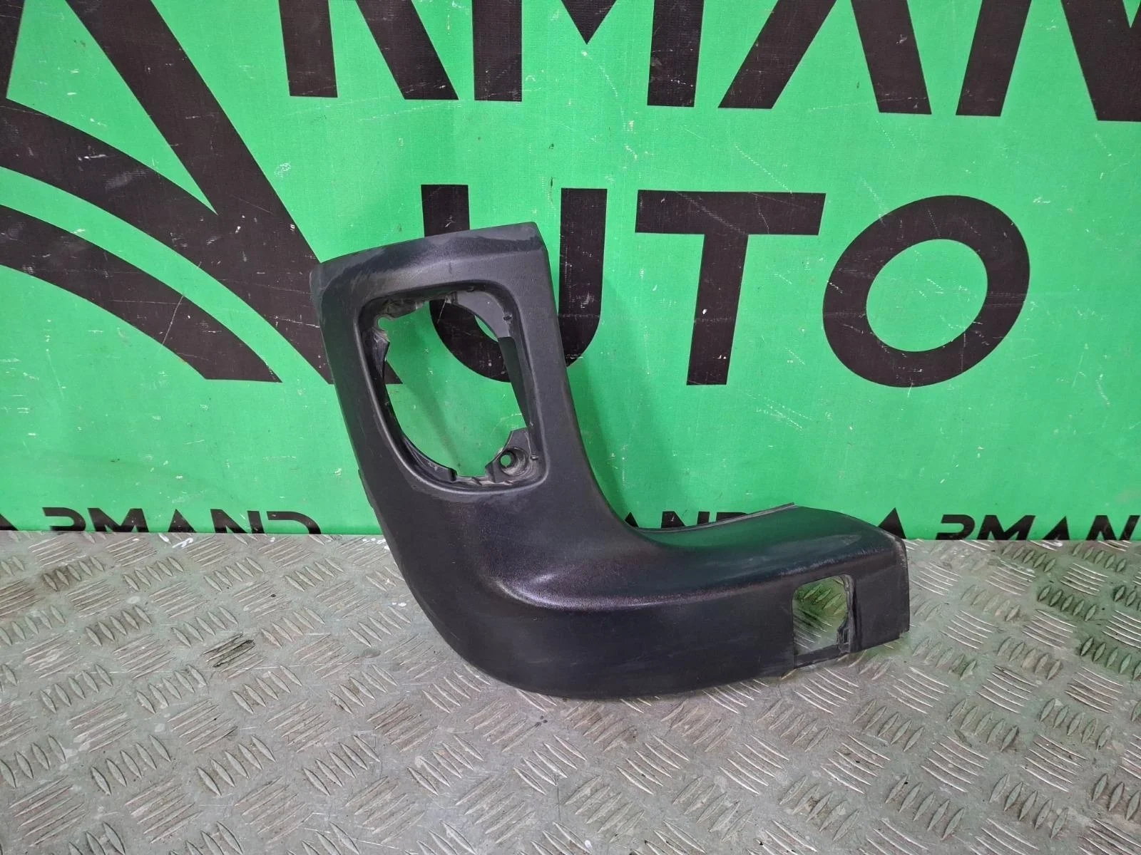 Бампер Renault Kangoo 2008-2021 7701478198 2, задний левый