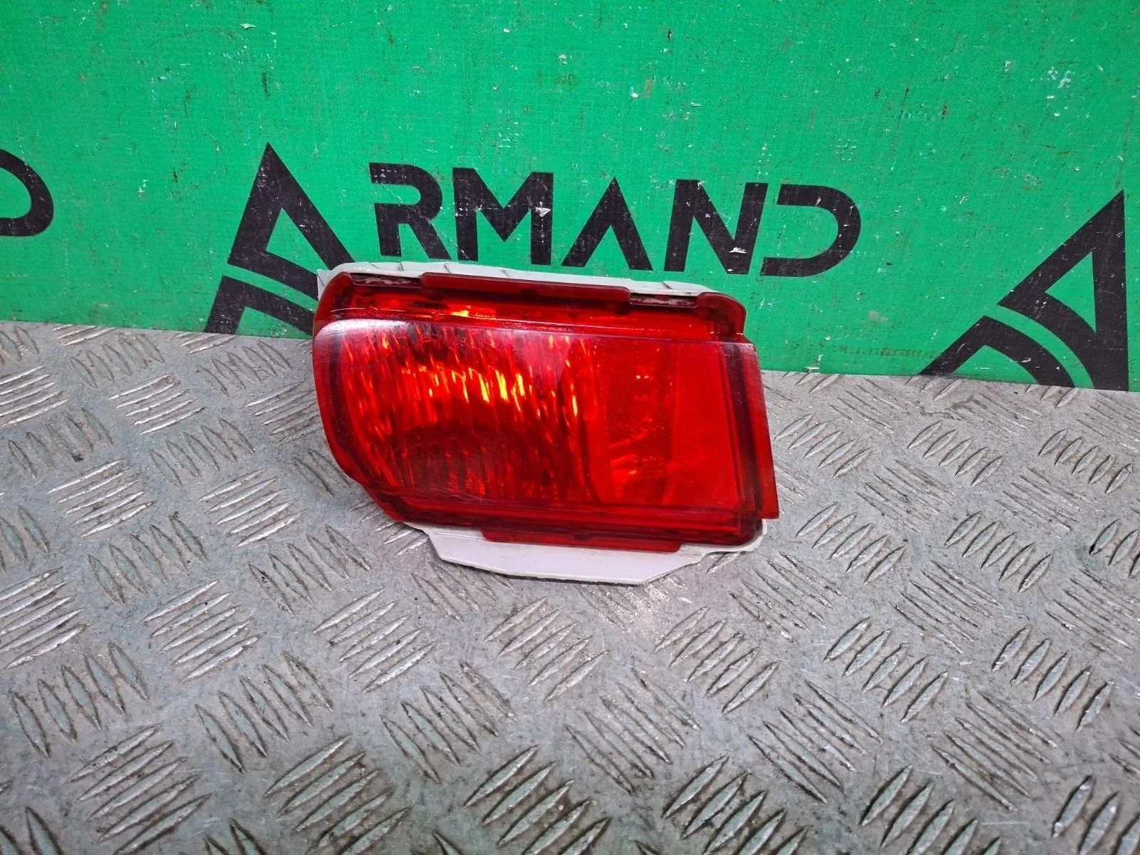 Фонарь противотуманный Toyota Land Cruiser Prado 2009-2024 8158160240 150, правый