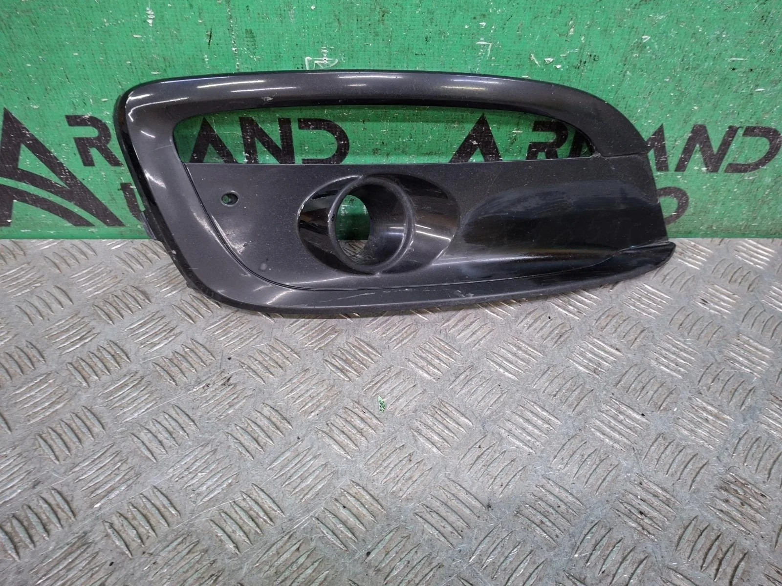 Окантовка птф KIA Ceed 2015-2018 86564A2610 2 JD, правая