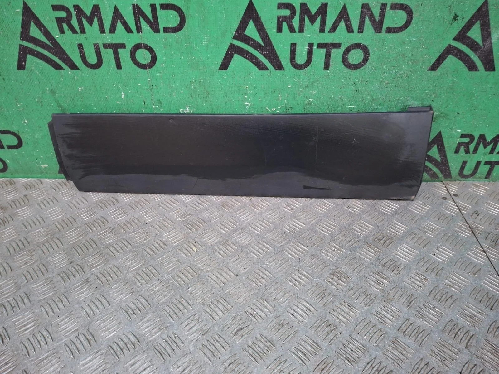 Молдинг двери Land Rover Discovery Sport 2014-2019 LR073085 1 L550, задний левый