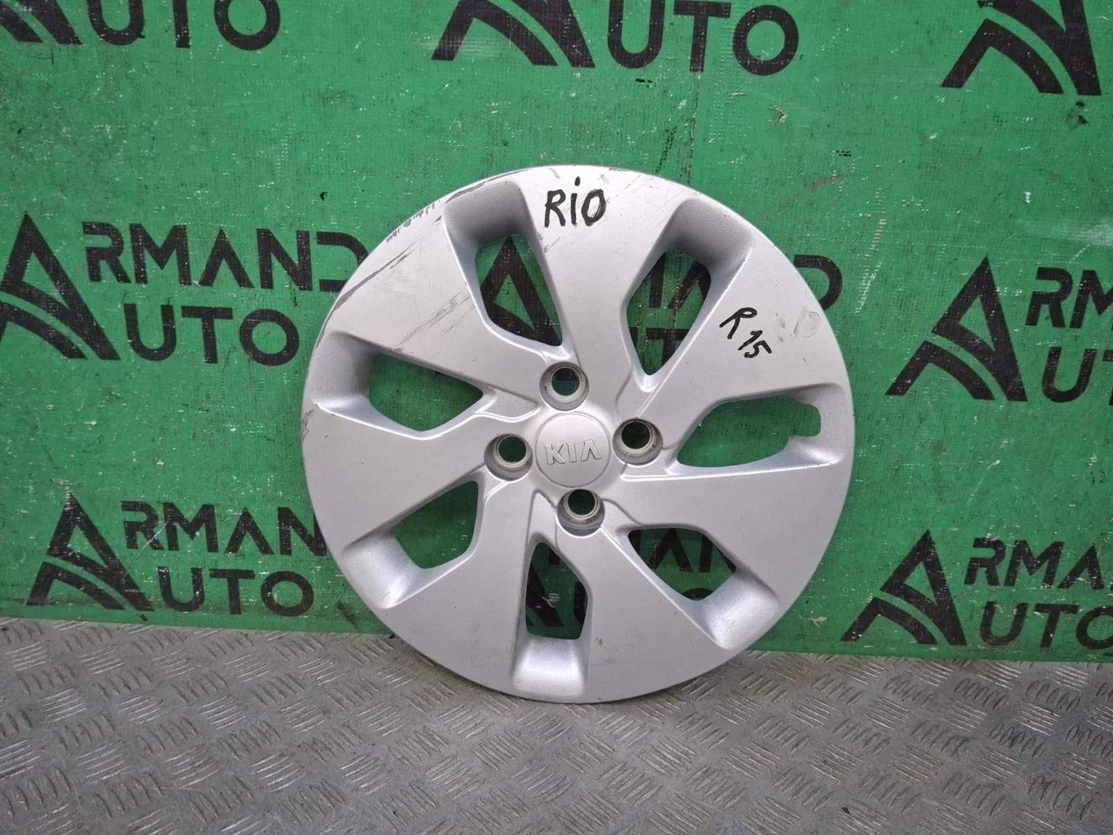 Колпак KIA Rio 529604Y000 3 QB