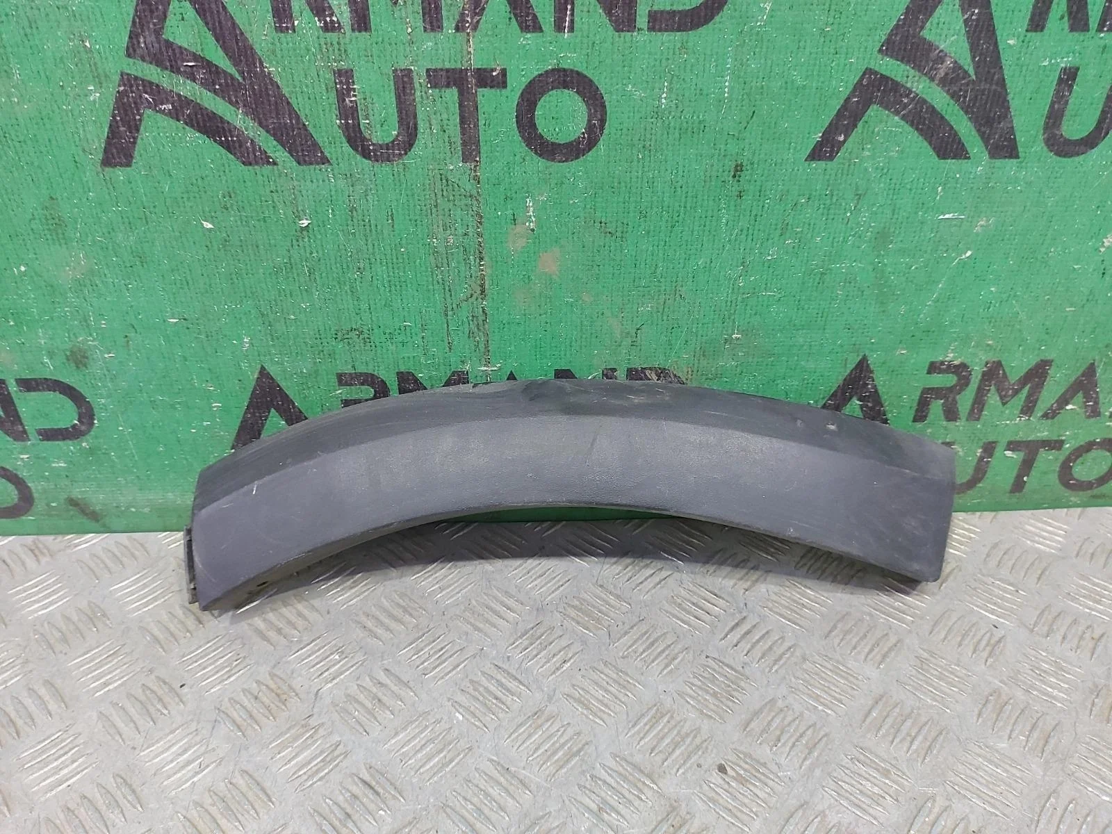 Расширитель бампера Renault Sandero 2013-2019 960163765R 2, передний правый